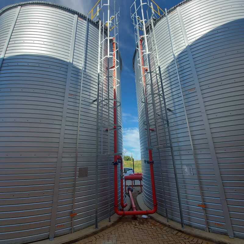 Fire protection tank