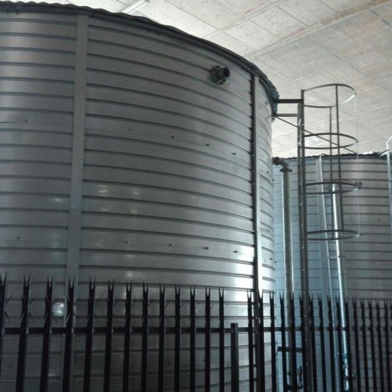 Makhulu large volume storage tank