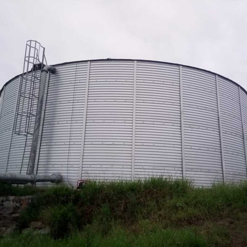 Makhulu large volume storage tank